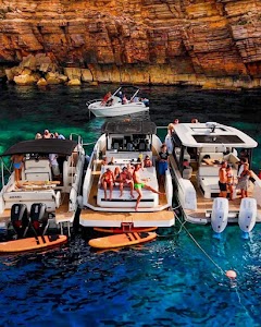 Cruise Ibiza place picture